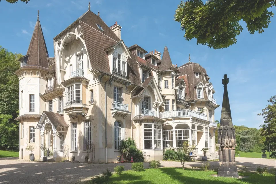 Château de Prunay, Versailles — DJ mariage DJ anniversaire The French Deejay's