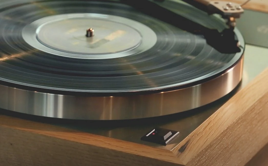 DJ mariage, DJ anniversaire — conseil préparer la personnalisation de la playlist The French Deejay's